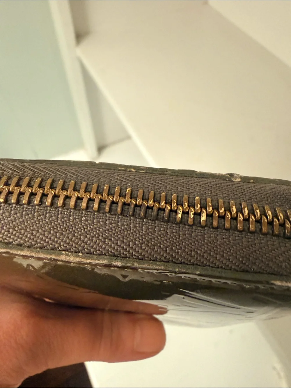 Louis Vuitton Vernis Zippy Wallet Vert Bronze Metallic Gold Monogram
